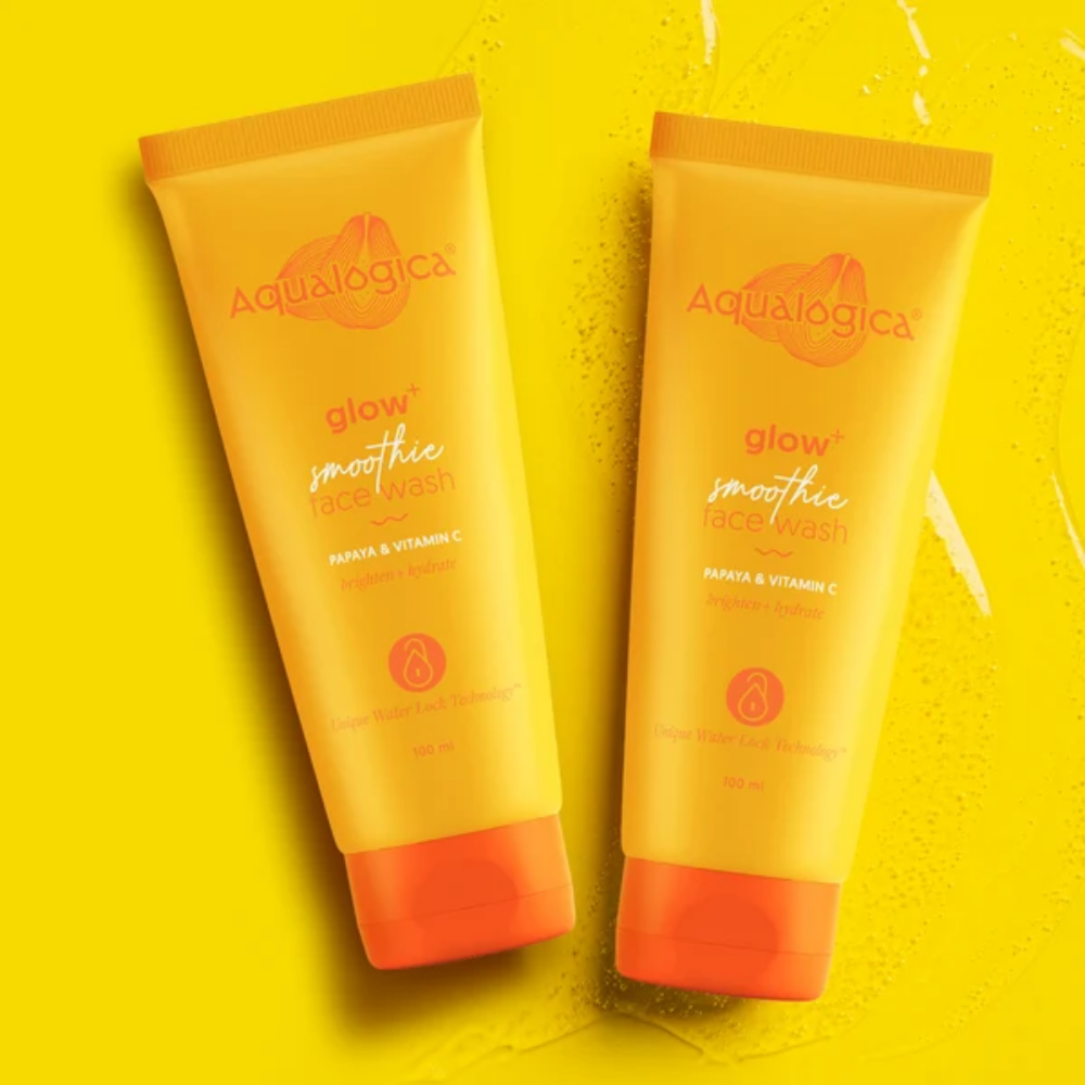 Aqualogica Glow+ Smoothie Face Wash With Papaya & Vitamin C , Hydrates & Gently Cleanses - Pack Of 2