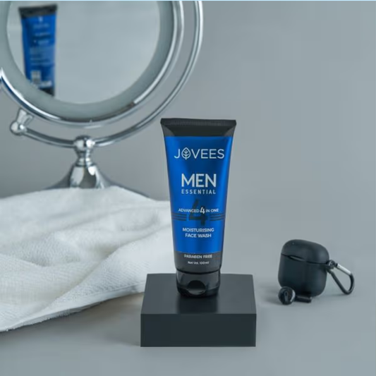 Jovees Men Moisturising Face Wash 4 in 1