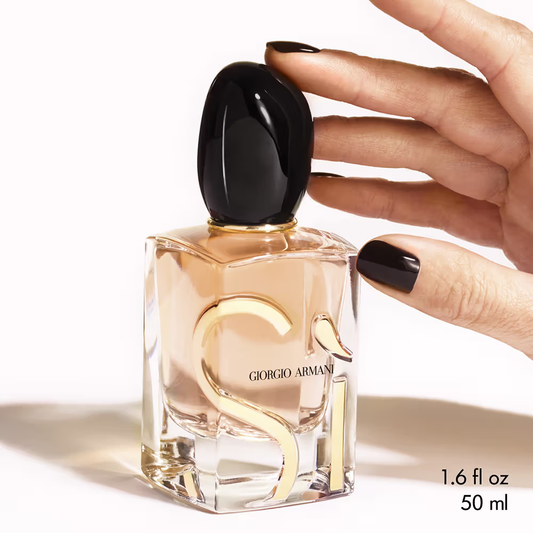 Giorgio Armani Si Eau de Parfum for Her - An Aromatic Rose Women's Fragrance