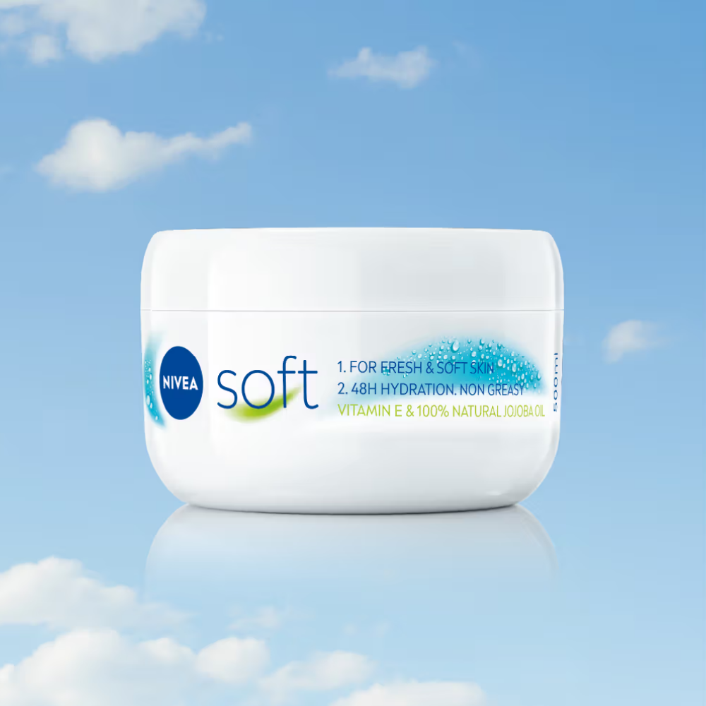 NIVEA Soft Vit E Light Non Sticky Face Moisturiser Cream