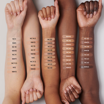 M.A.C Studio Radiance 24HR Luminous Lift Concealer