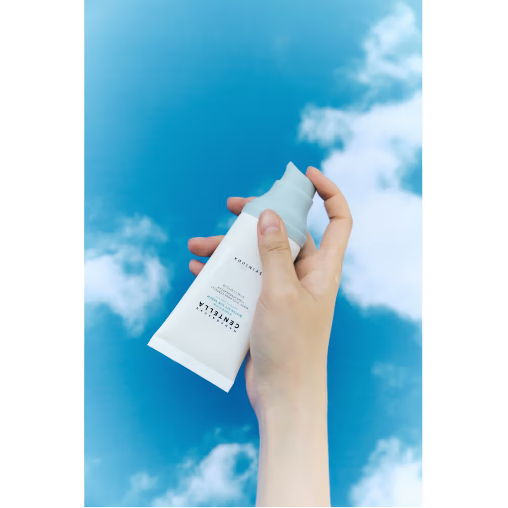 Skin1004 Madagascar Centella Hyalu-Cica Water-Fit Sun Serum SPF 50
