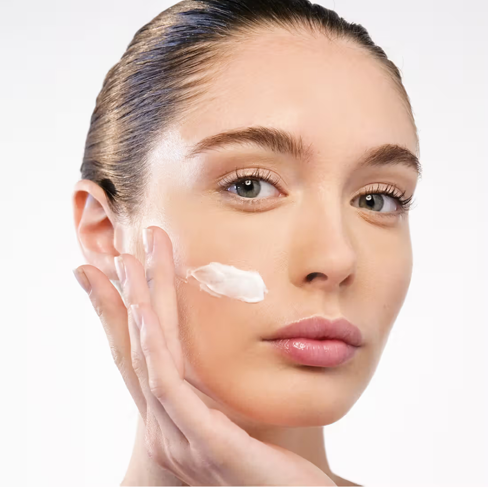 Colorbar Hydra White Intense Whitening Night Cream