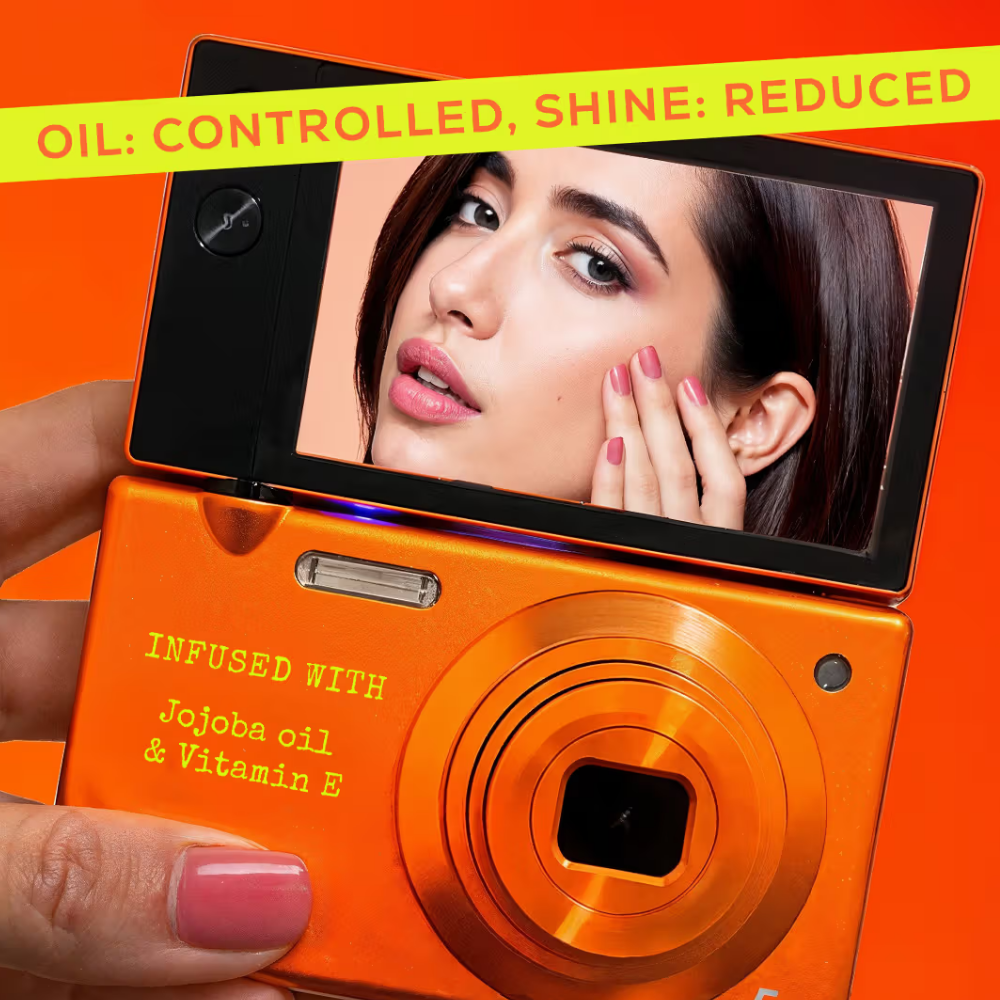 Renee Cosmetics Delulu Blurring Gel Compact