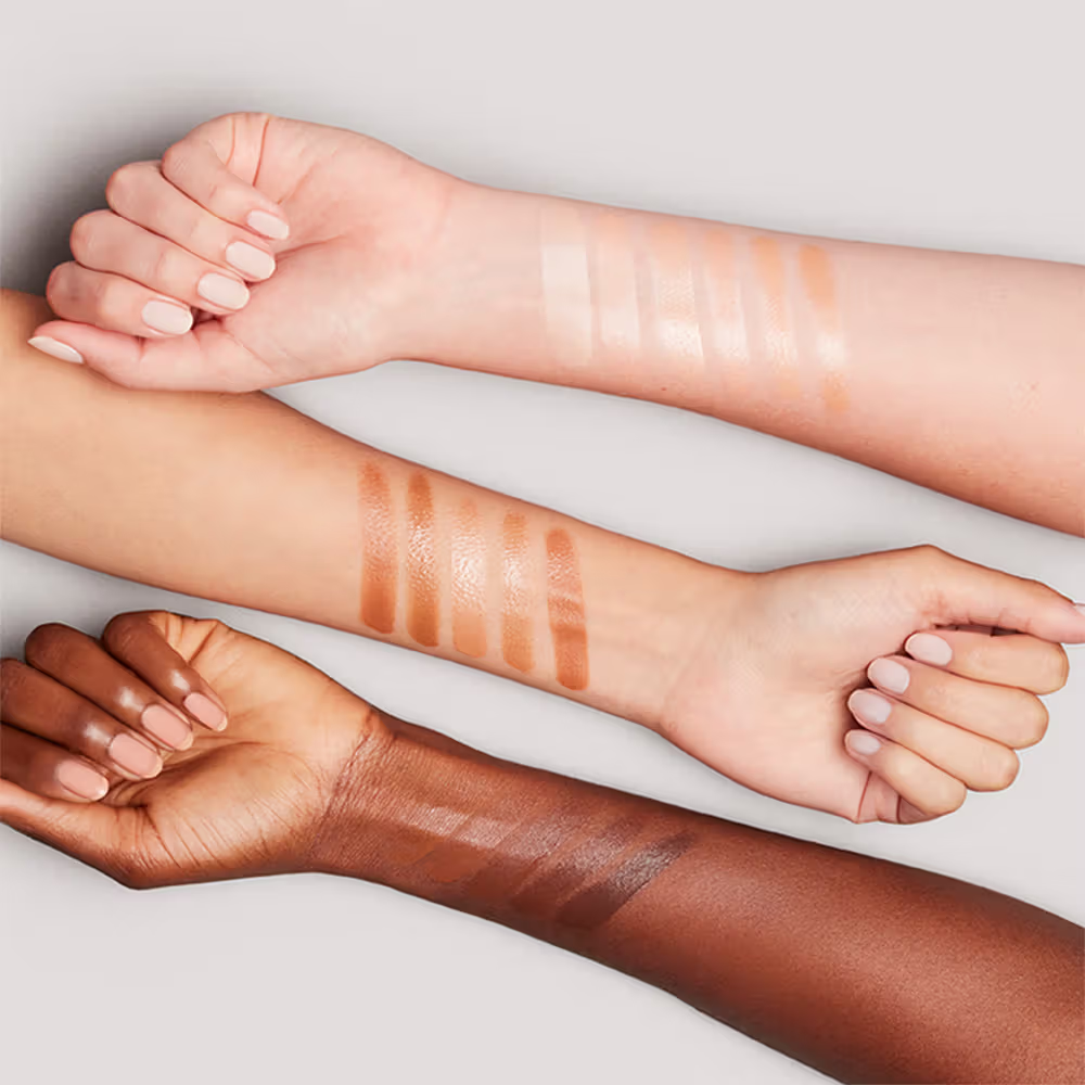 M.A.C Strobe Dewy Skin Tint