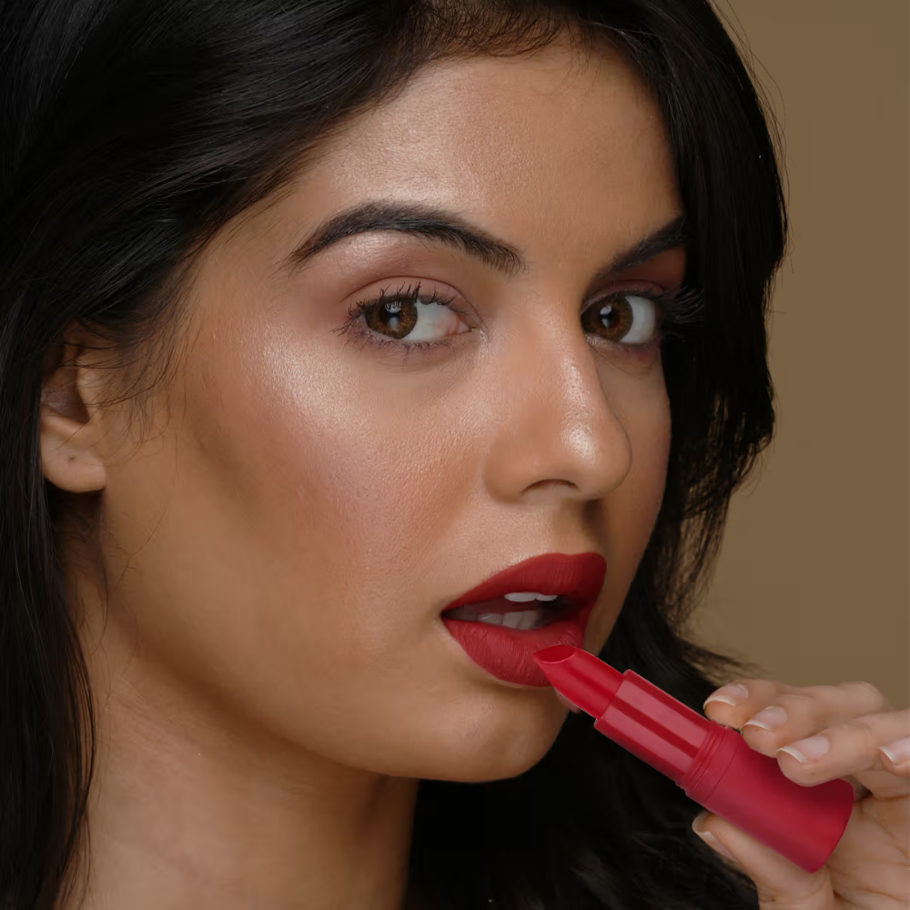 Insight Cosmetics Matte Lipstick, 1 Stroke Application, Long Lasting