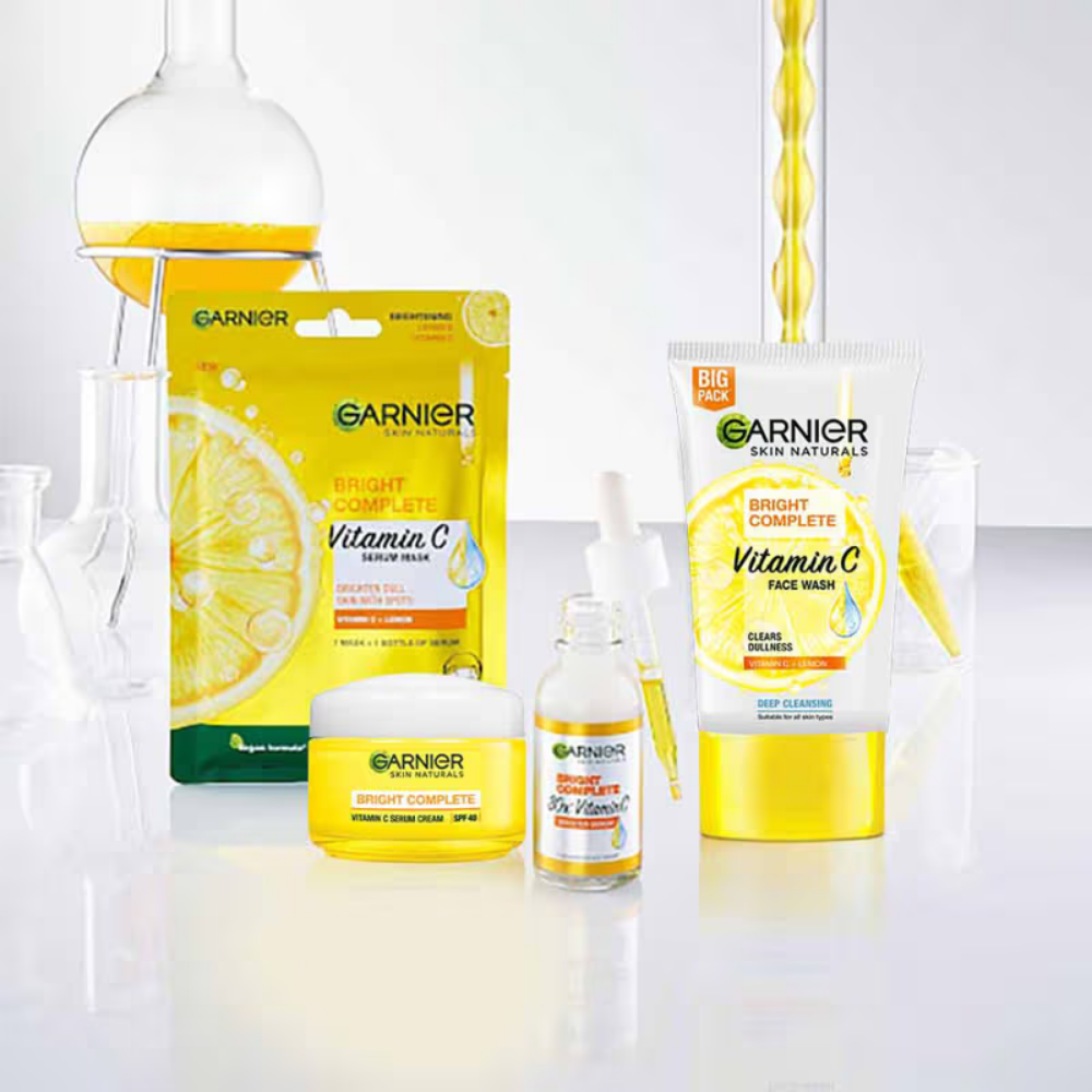 Garnier Vitamin C Face Wash for Brighter Skin Cleanses Skin & Removes Impurities